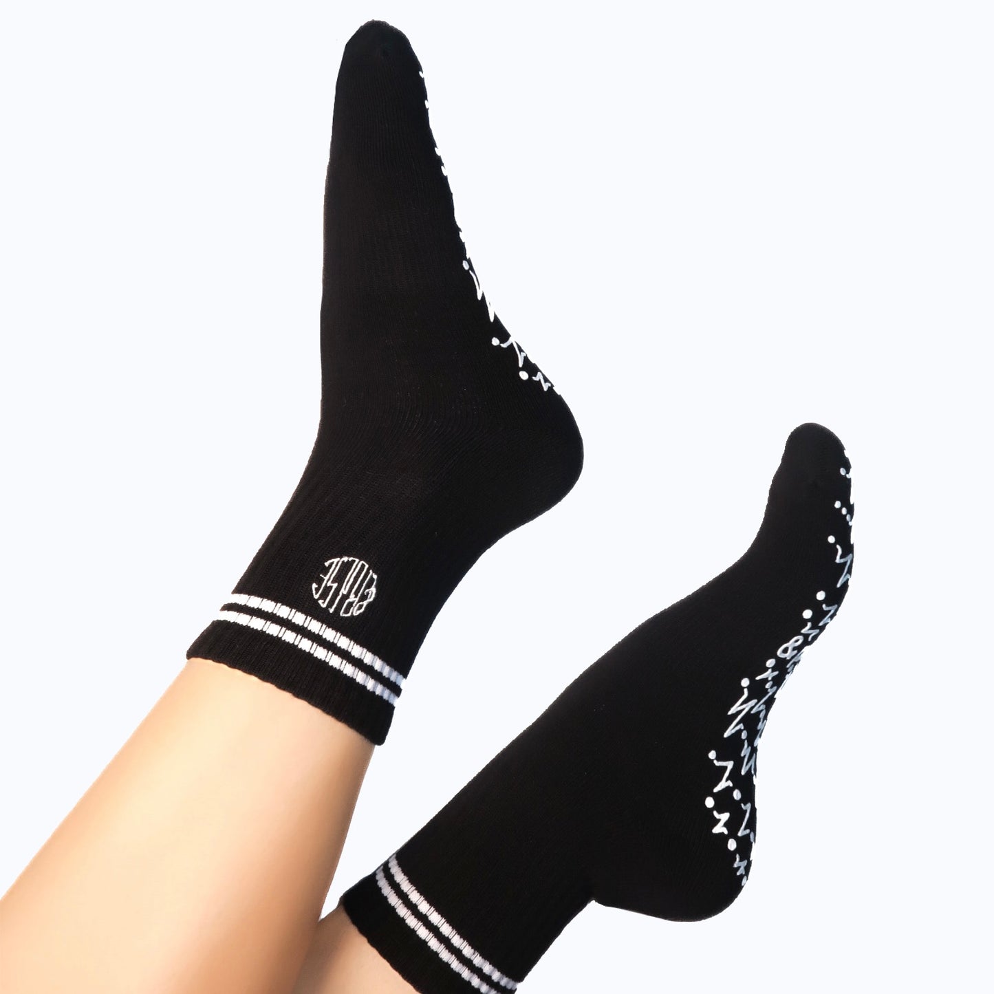 Classic Crew Grip Socks in Black